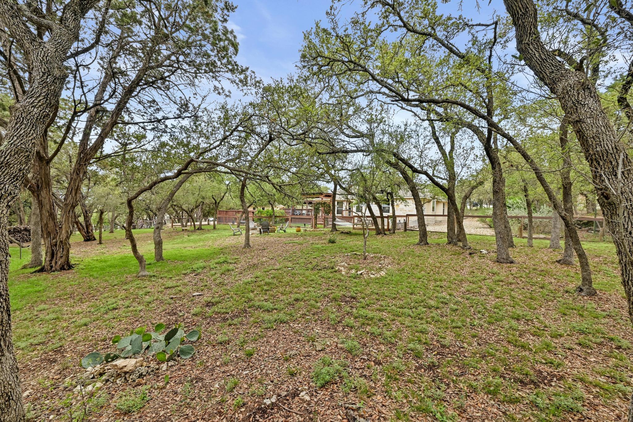 615 Mountain Crest Dr, Wimberley, TX 78676