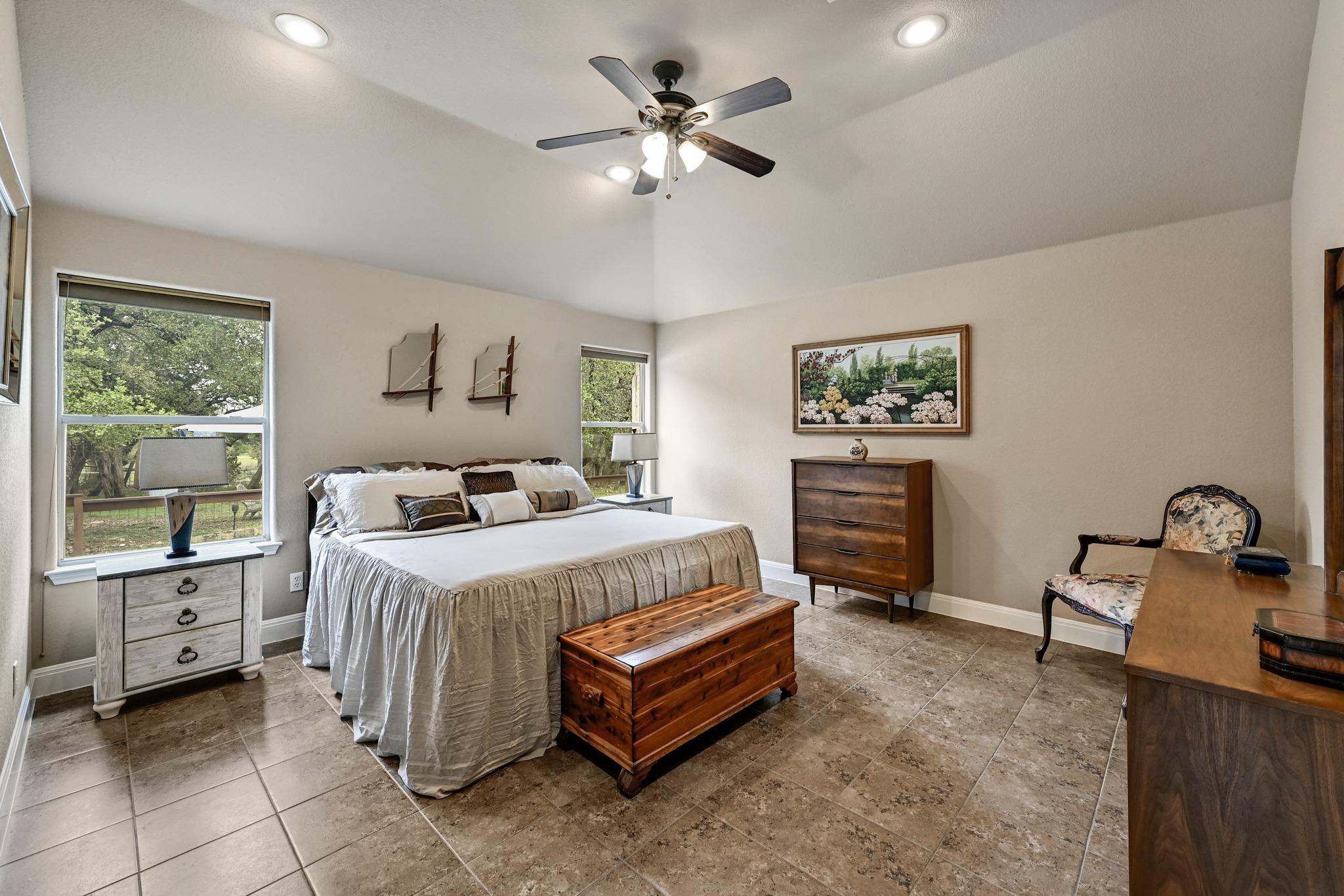 615 Mountain Crest Dr, Wimberley, TX 78676