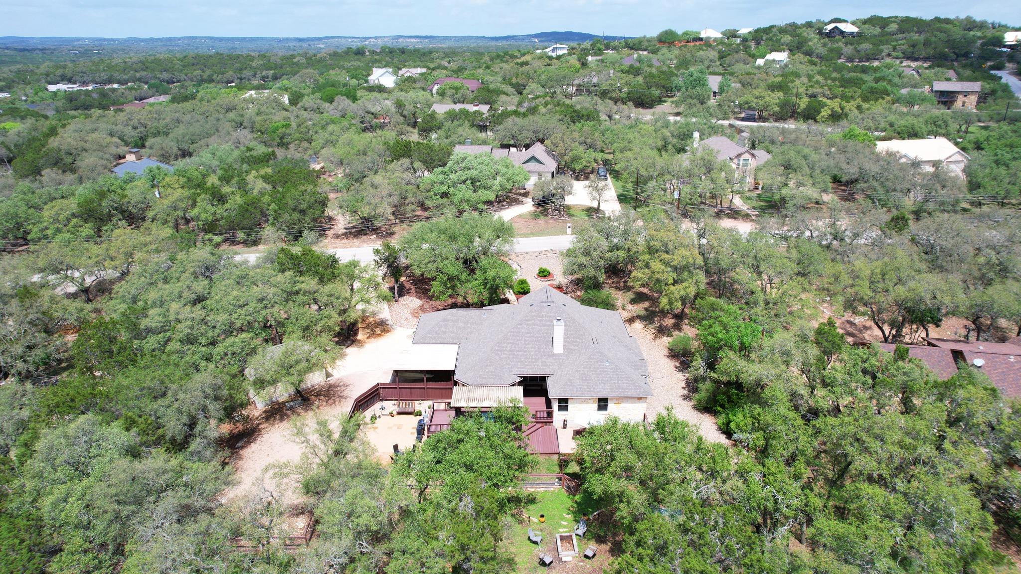 615 Mountain Crest Dr, Wimberley, TX 78676