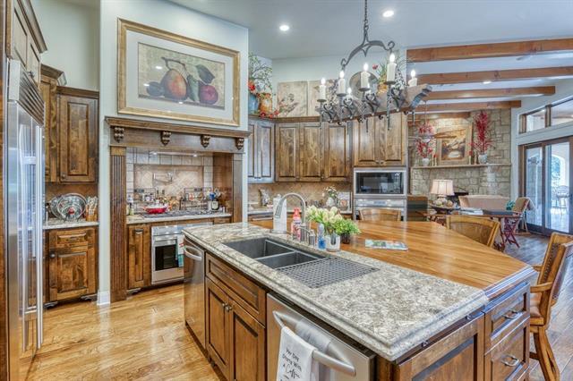 104 Orange Plume, Horseshoe Bay, TX 78657