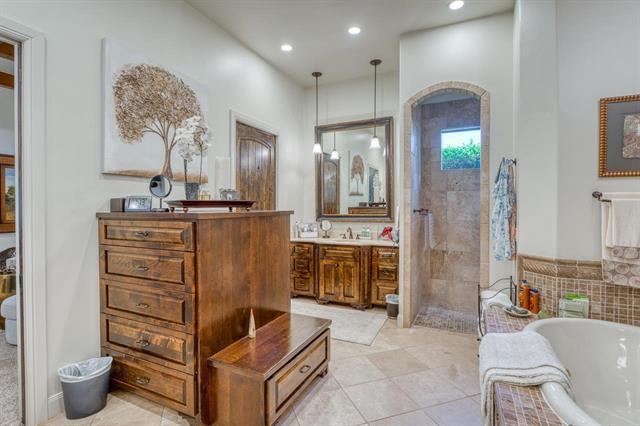 104 Orange Plume, Horseshoe Bay, TX 78657