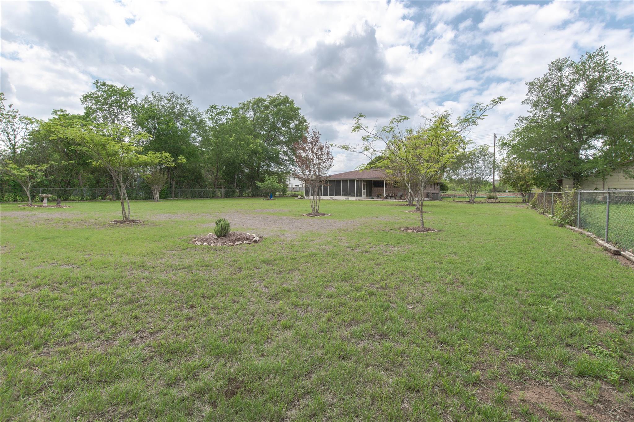12805 Bob Johnson Ln, Manchaca, TX 78652