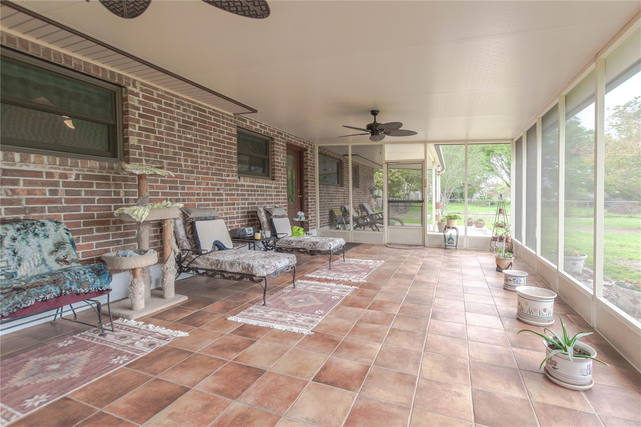 12805 Bob Johnson Ln, Manchaca, TX 78652