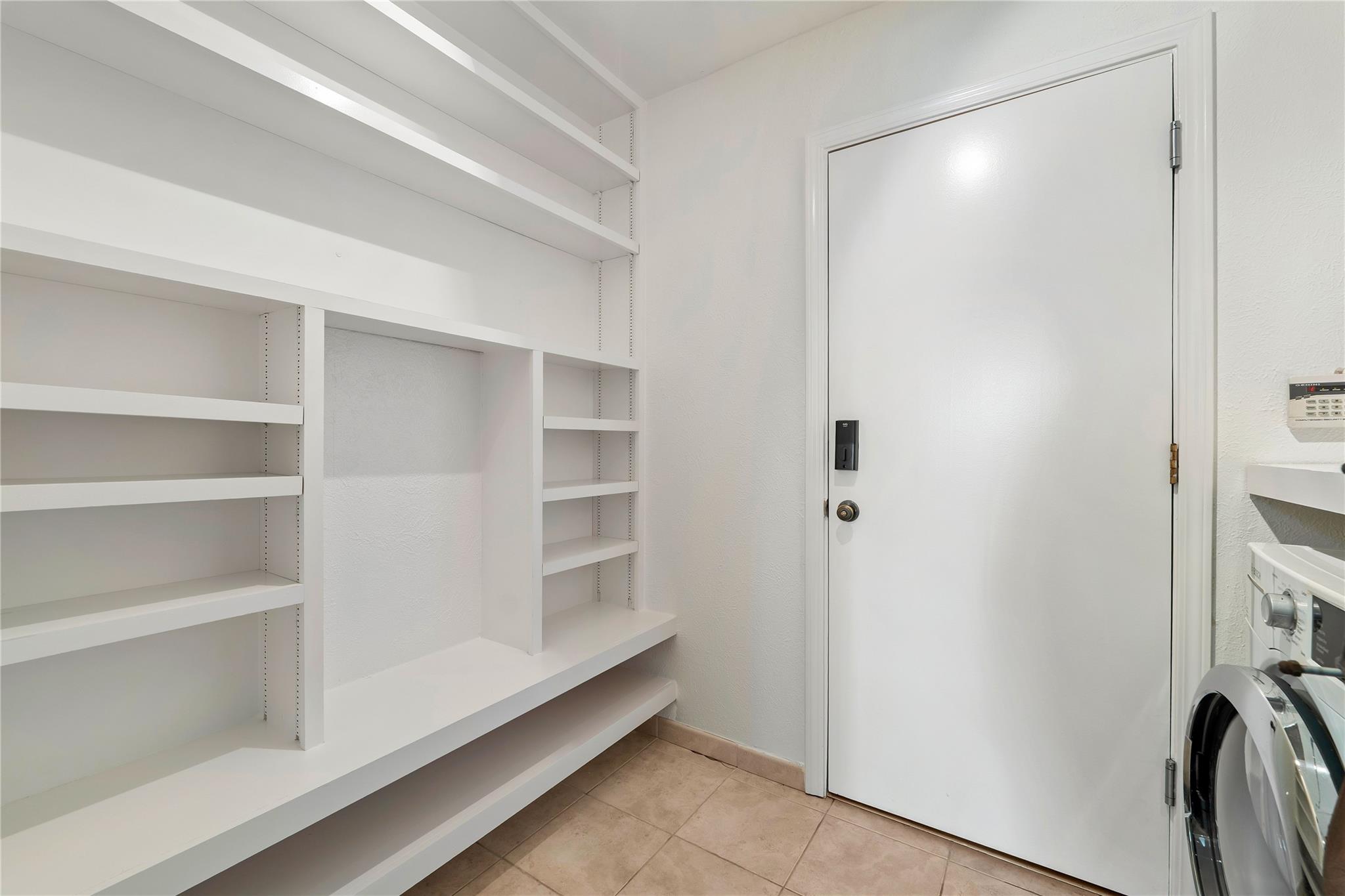 2112 Wychwood Dr, Austin, TX 78746