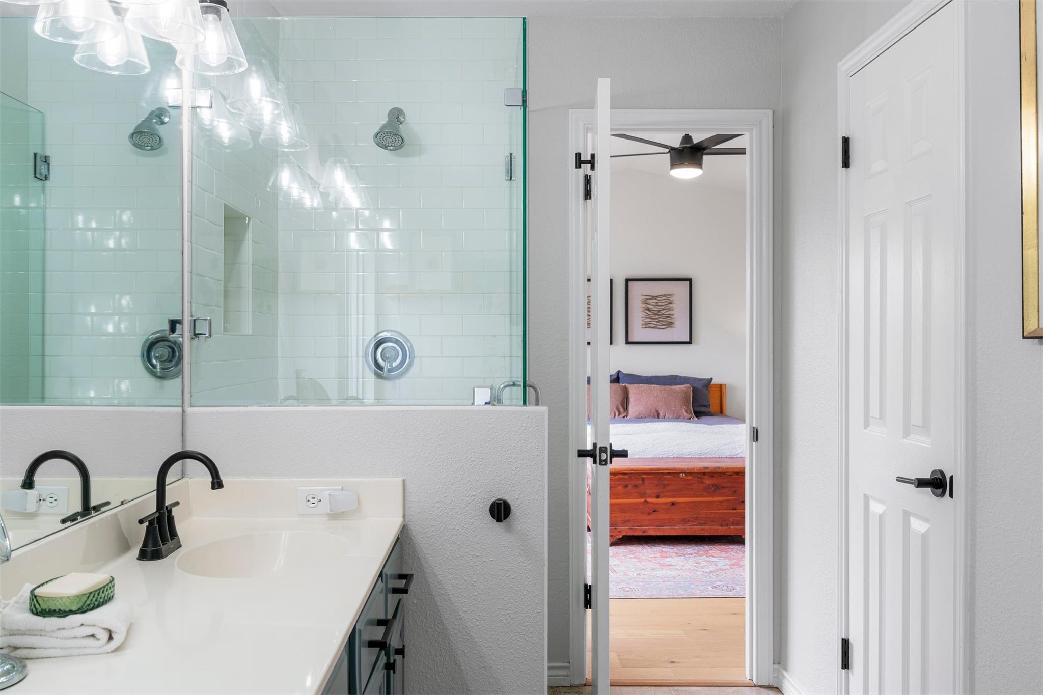 6804 Auckland Ct, Austin, TX 78749