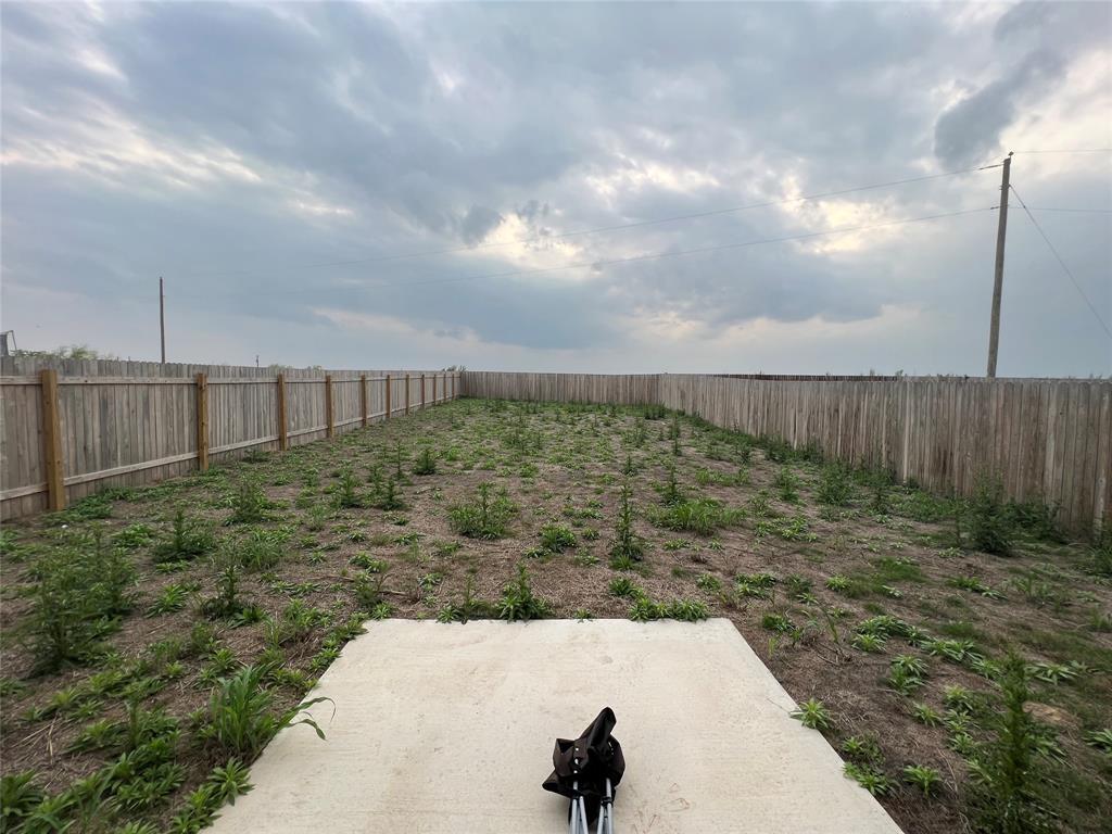 309 Redfish Ln, Hutto, TX 78634