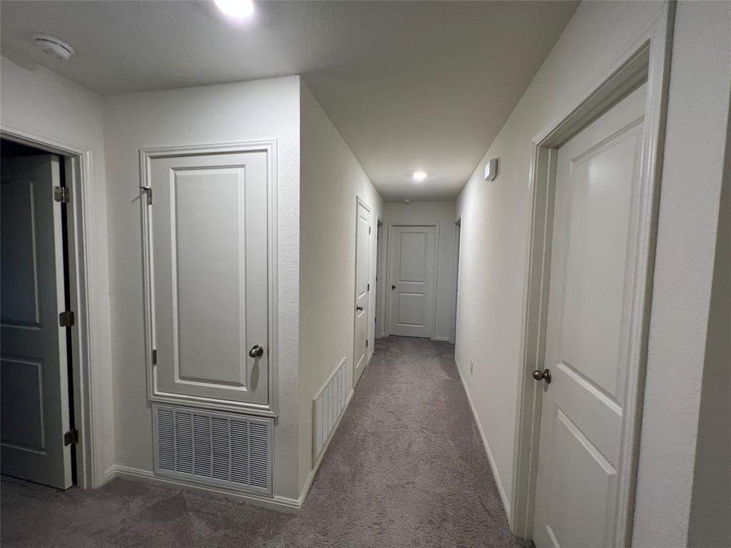 309 Redfish Ln, Hutto, TX 78634