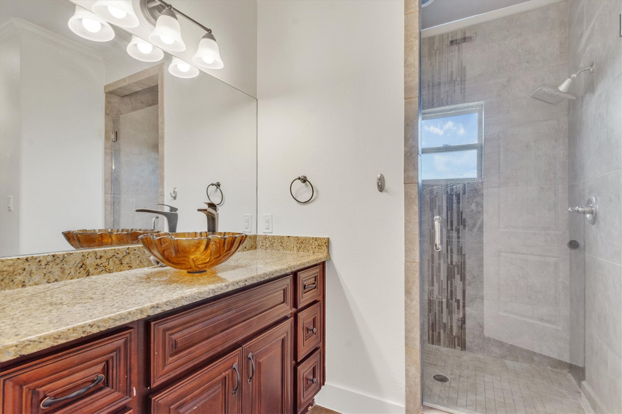 164 Peck St, Kyle, TX 78640