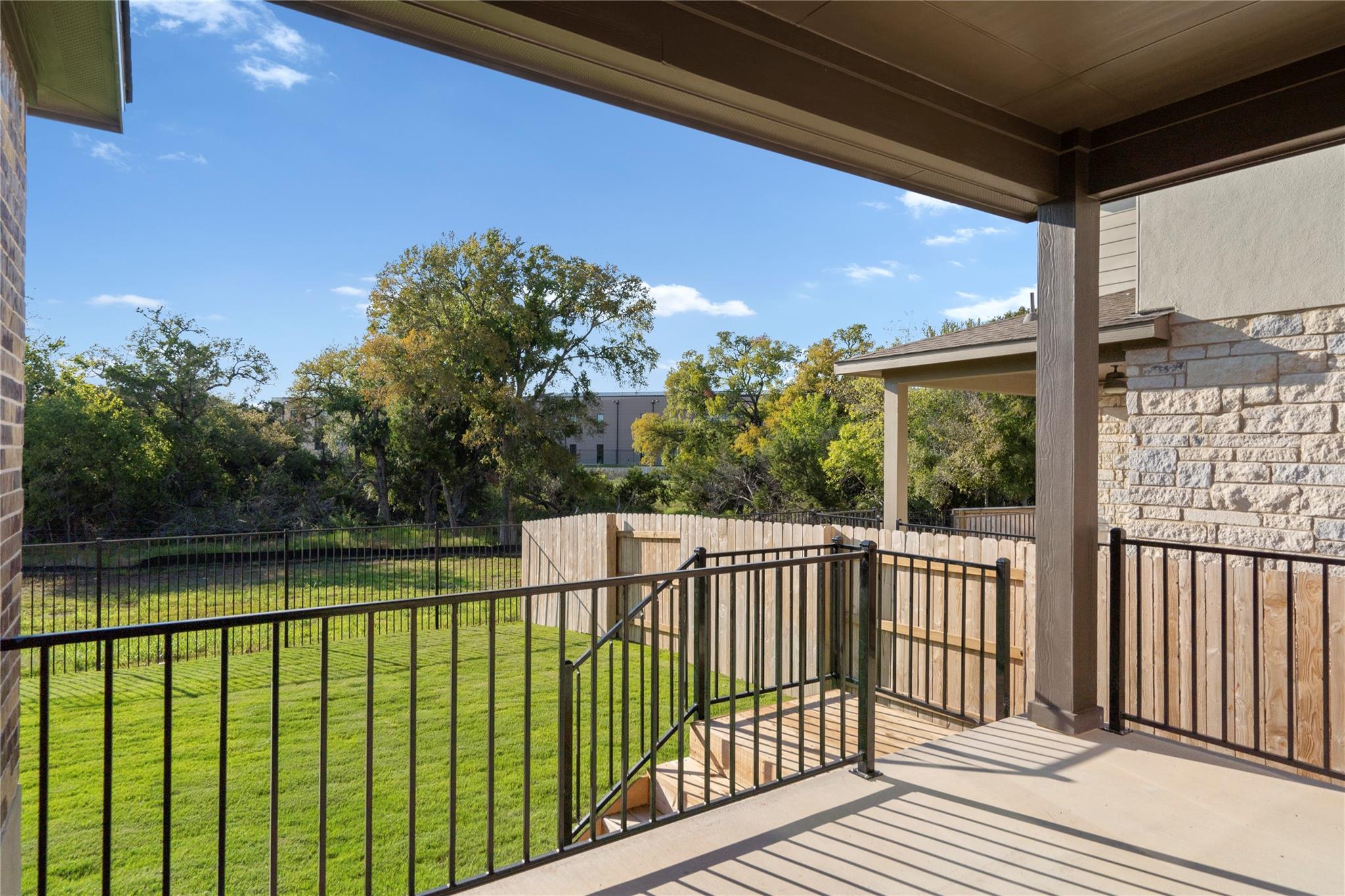 2521 Dabster Dr, Leander, TX 78641