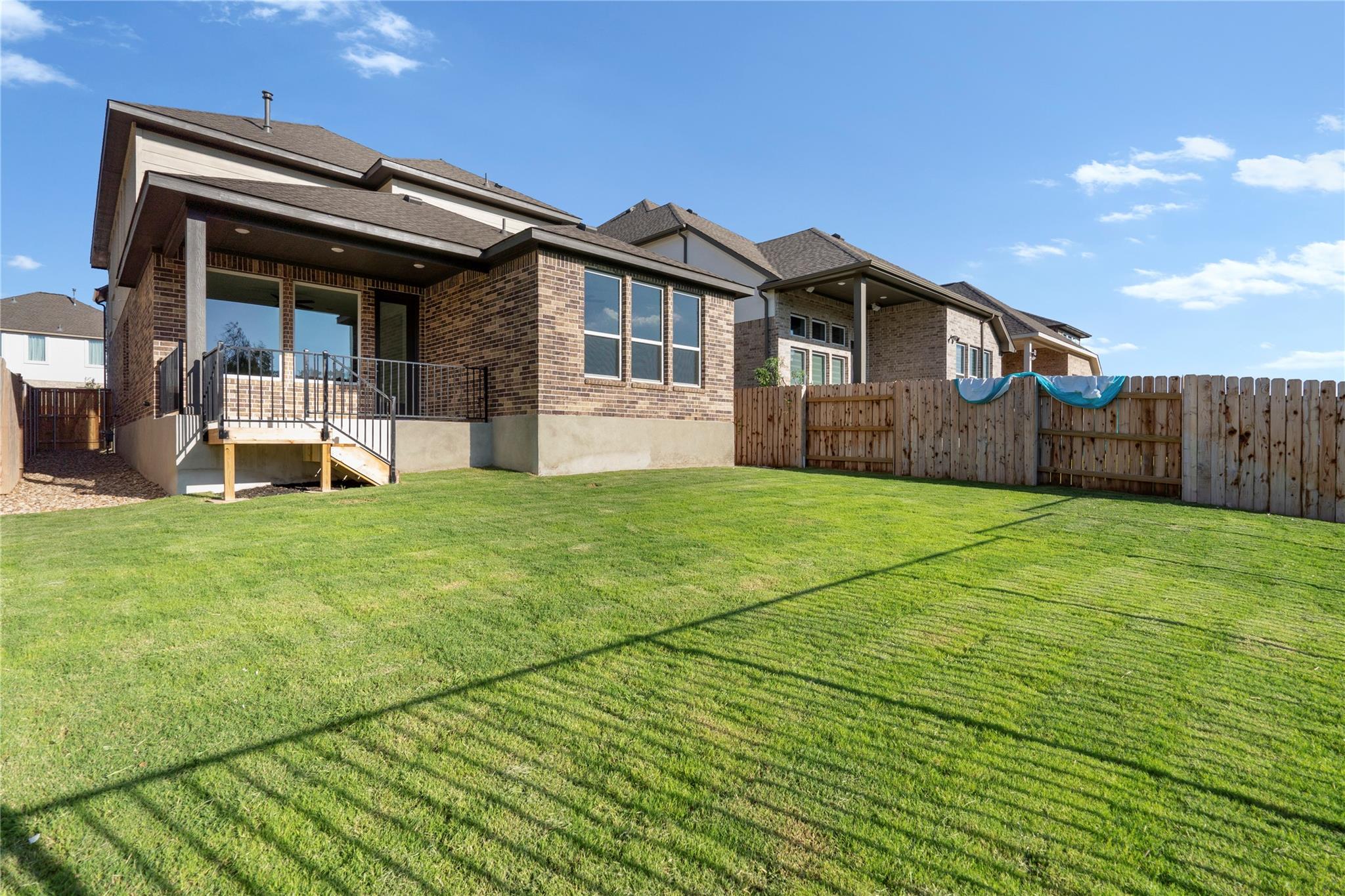 2521 Dabster Dr, Leander, TX 78641