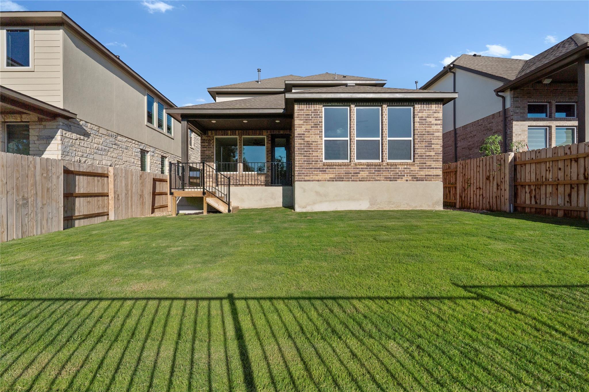 2521 Dabster Dr, Leander, TX 78641