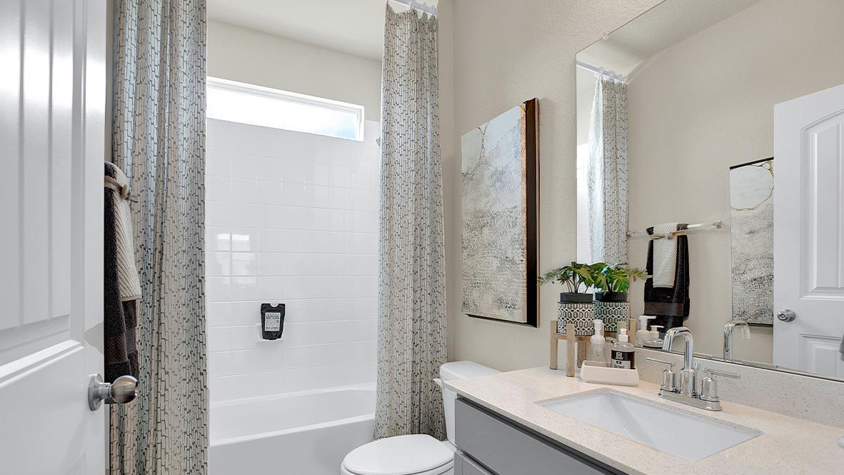 121 Little Walnut Cv, Kyle, TX 78640