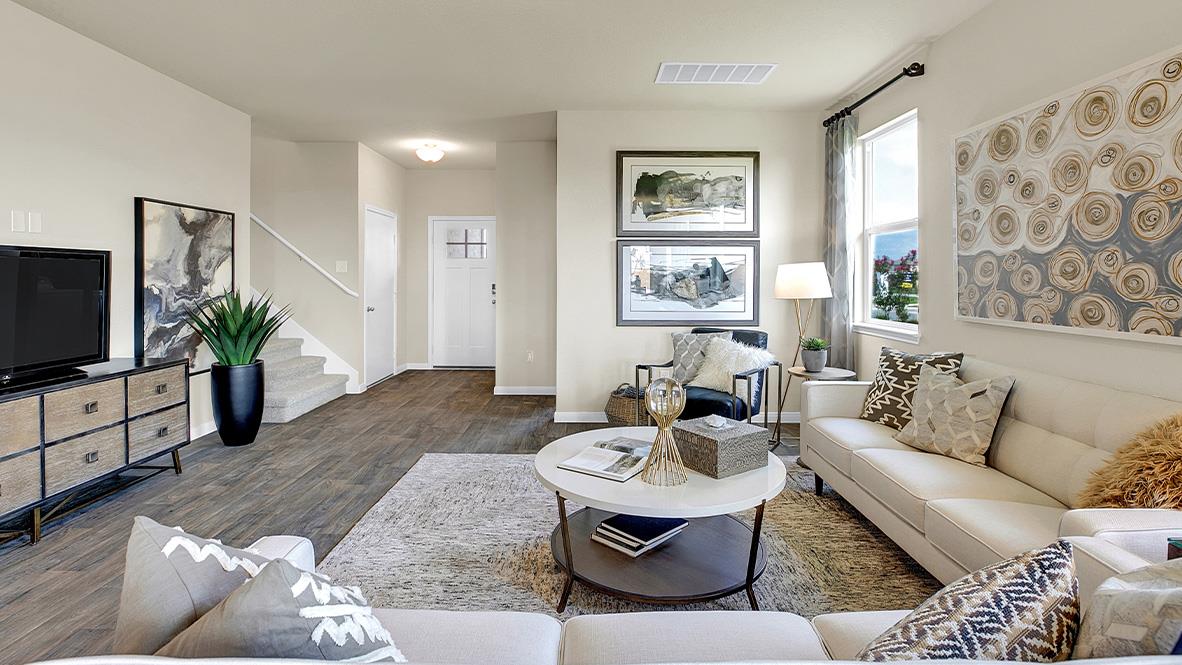 121 Little Walnut Cv, Kyle, TX 78640