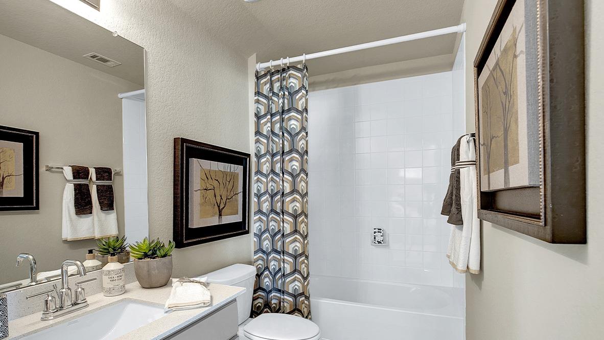 121 Little Walnut Cv, Kyle, TX 78640