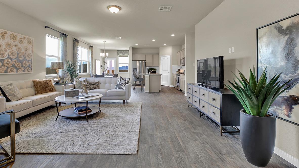 121 Little Walnut Cv, Kyle, TX 78640