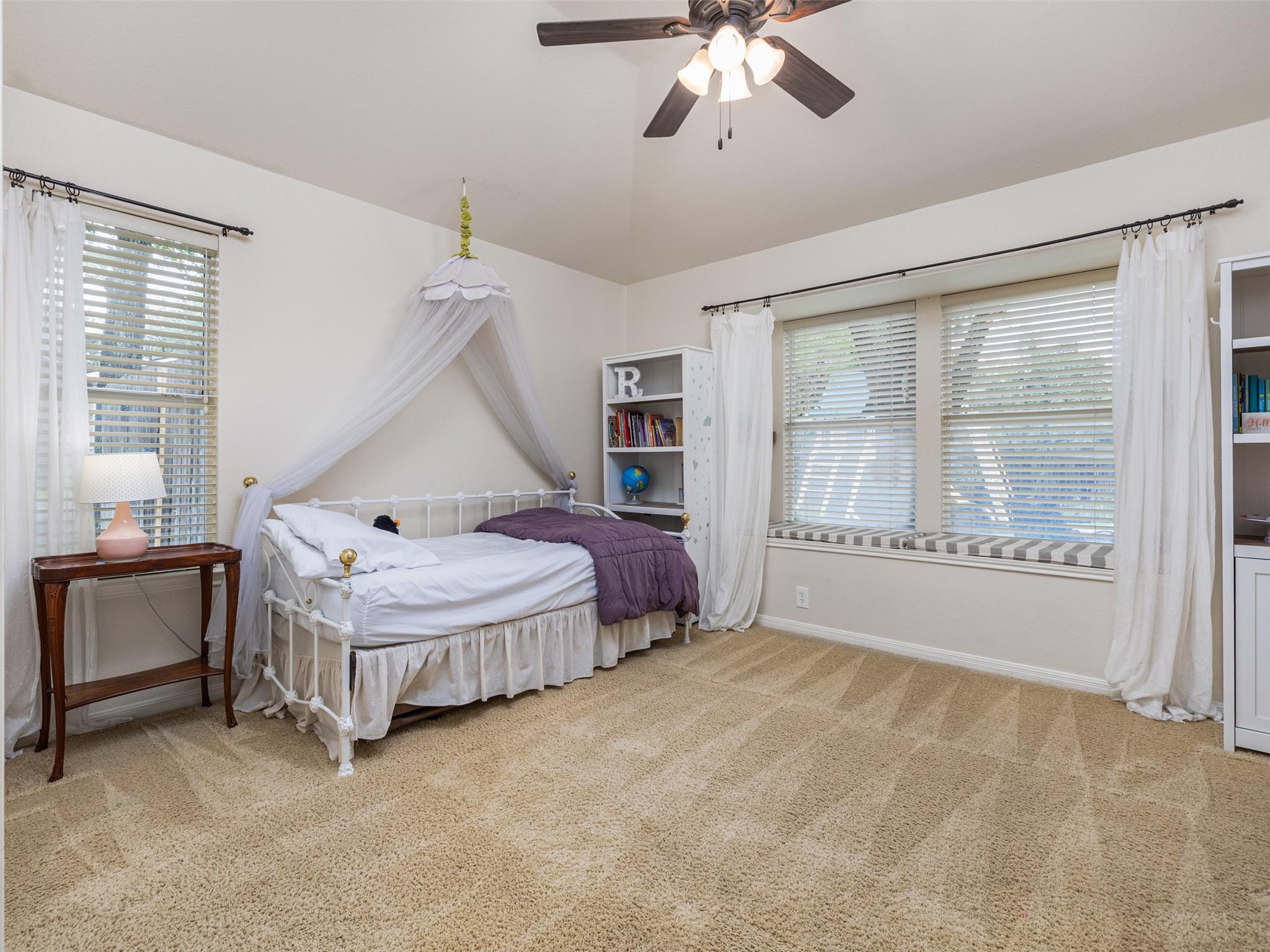 11042 Crossland Dr, Austin, TX 78726