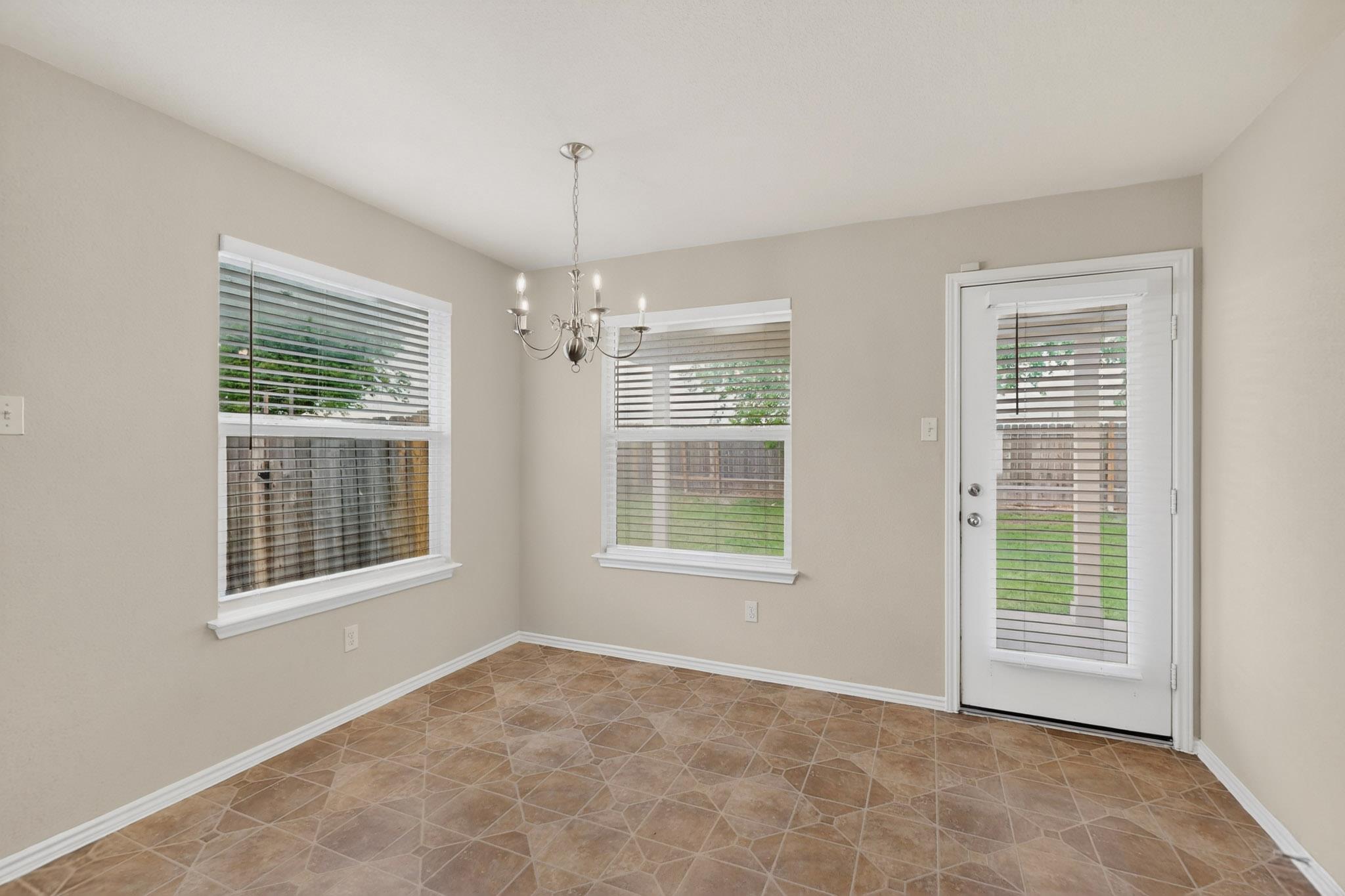 211 Lidell St, Hutto, TX 78634