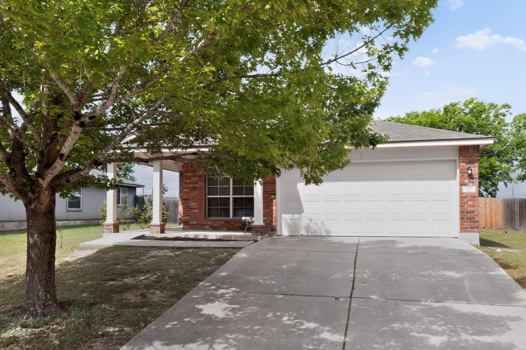 211 Lidell St, Hutto, TX 78634