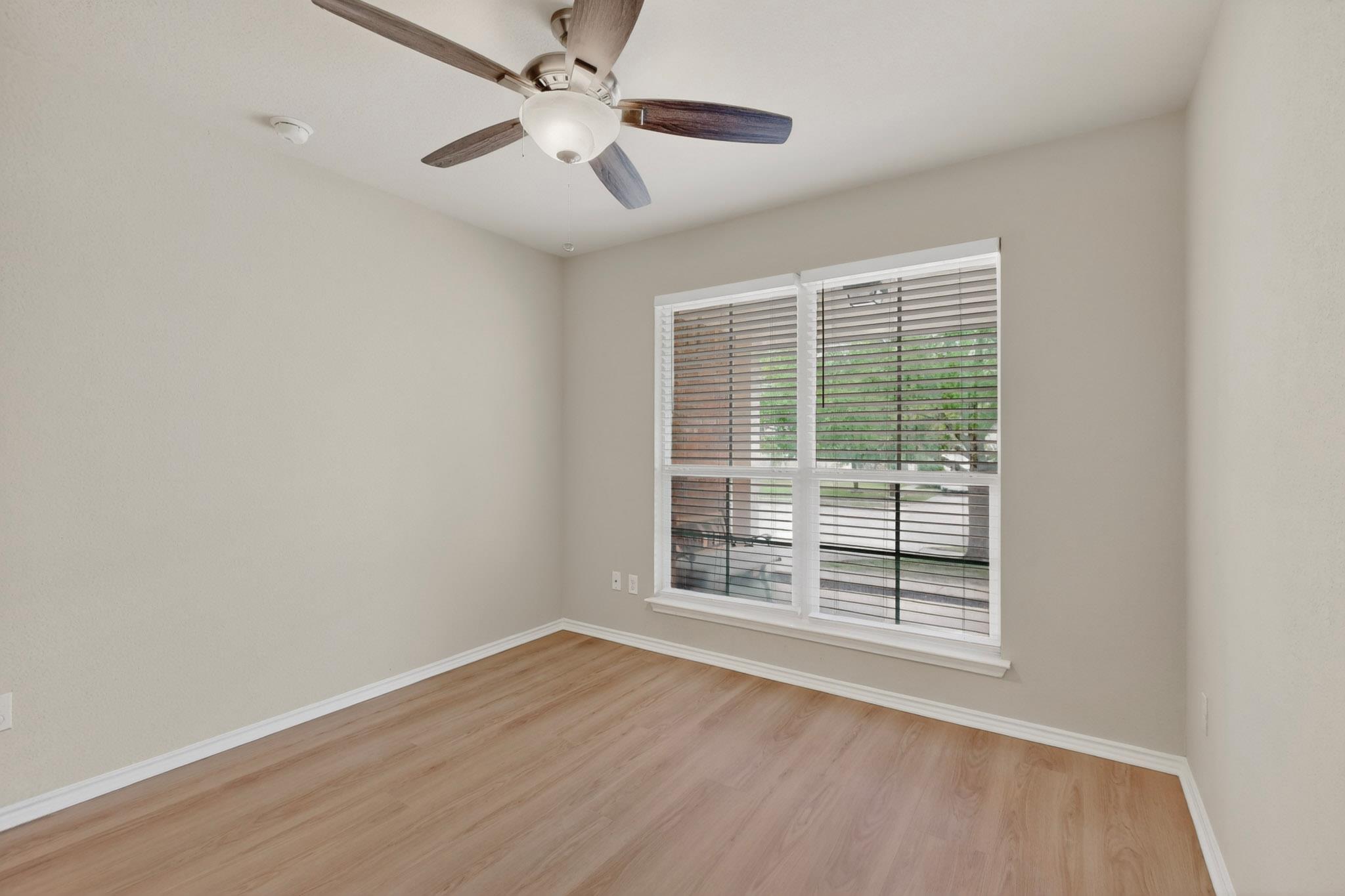 211 Lidell St, Hutto, TX 78634