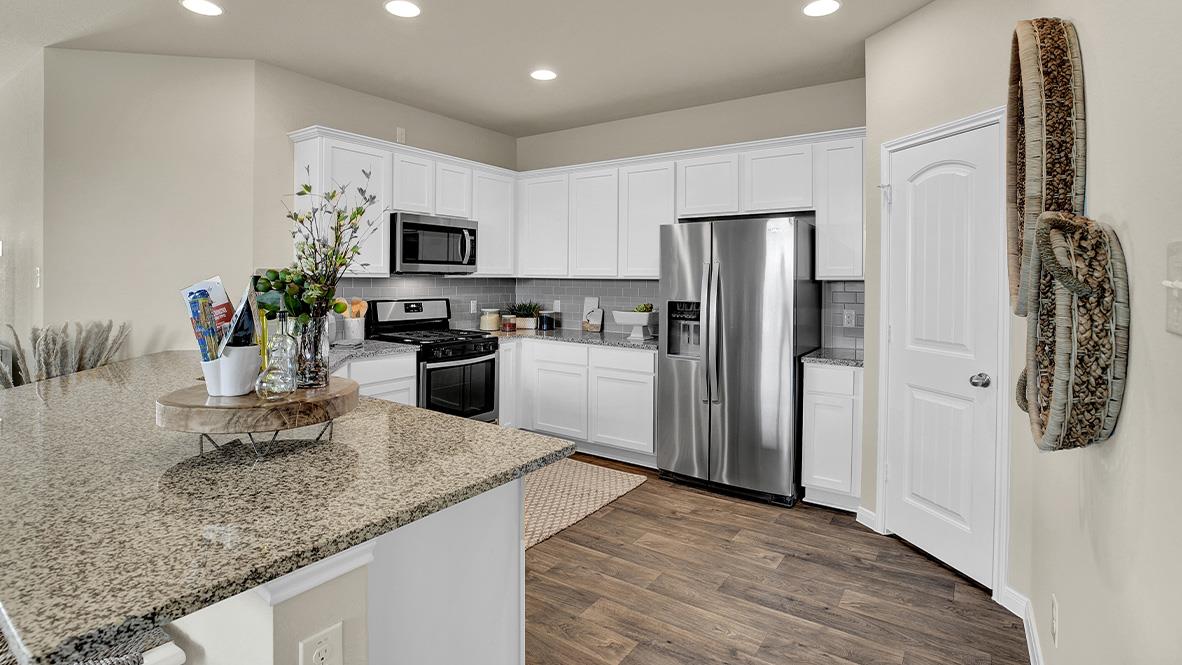 109 Little Walnut Cv, Kyle, TX 78640