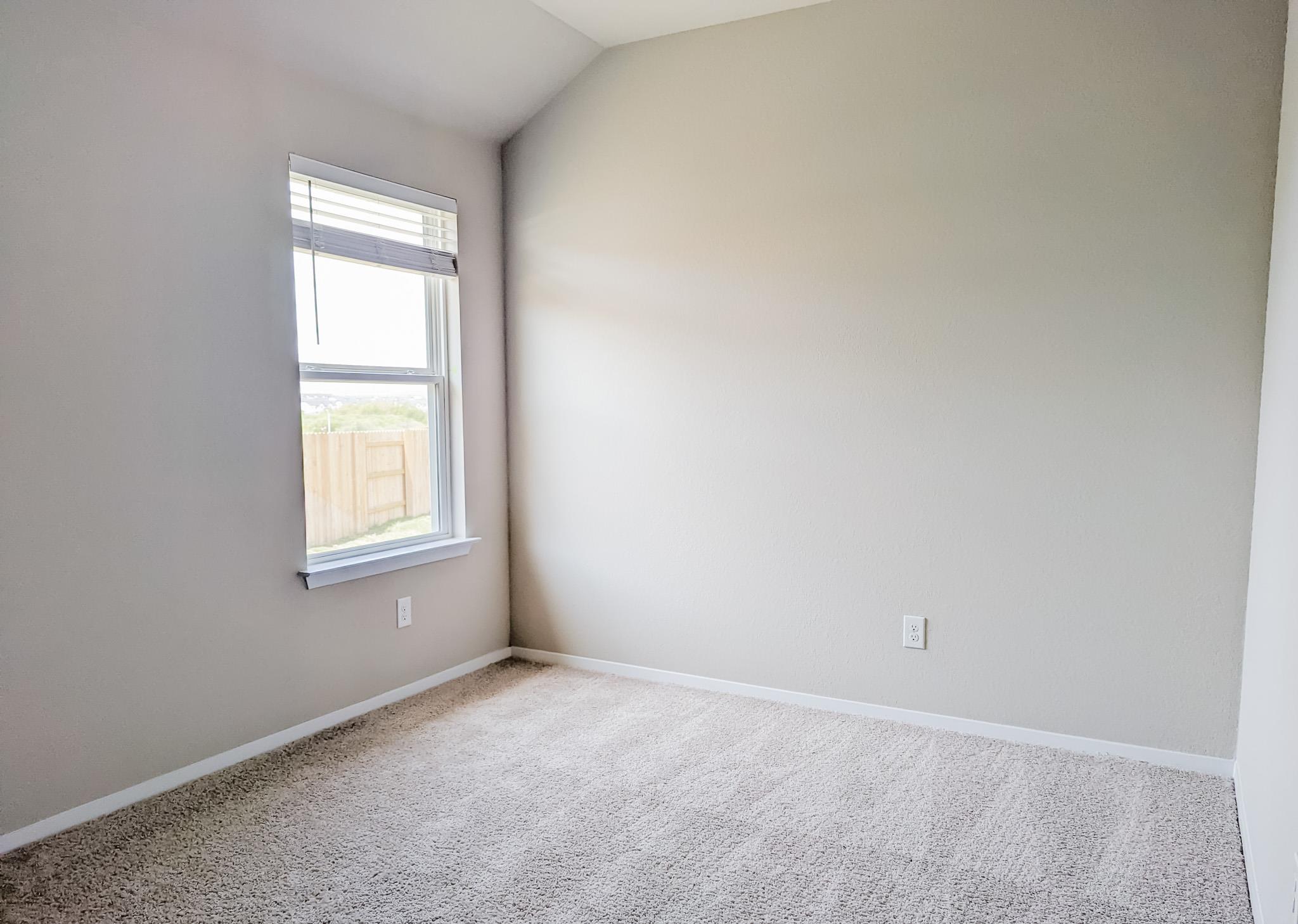 139 Spiny Lizard Ln, San Marcos, TX 78666