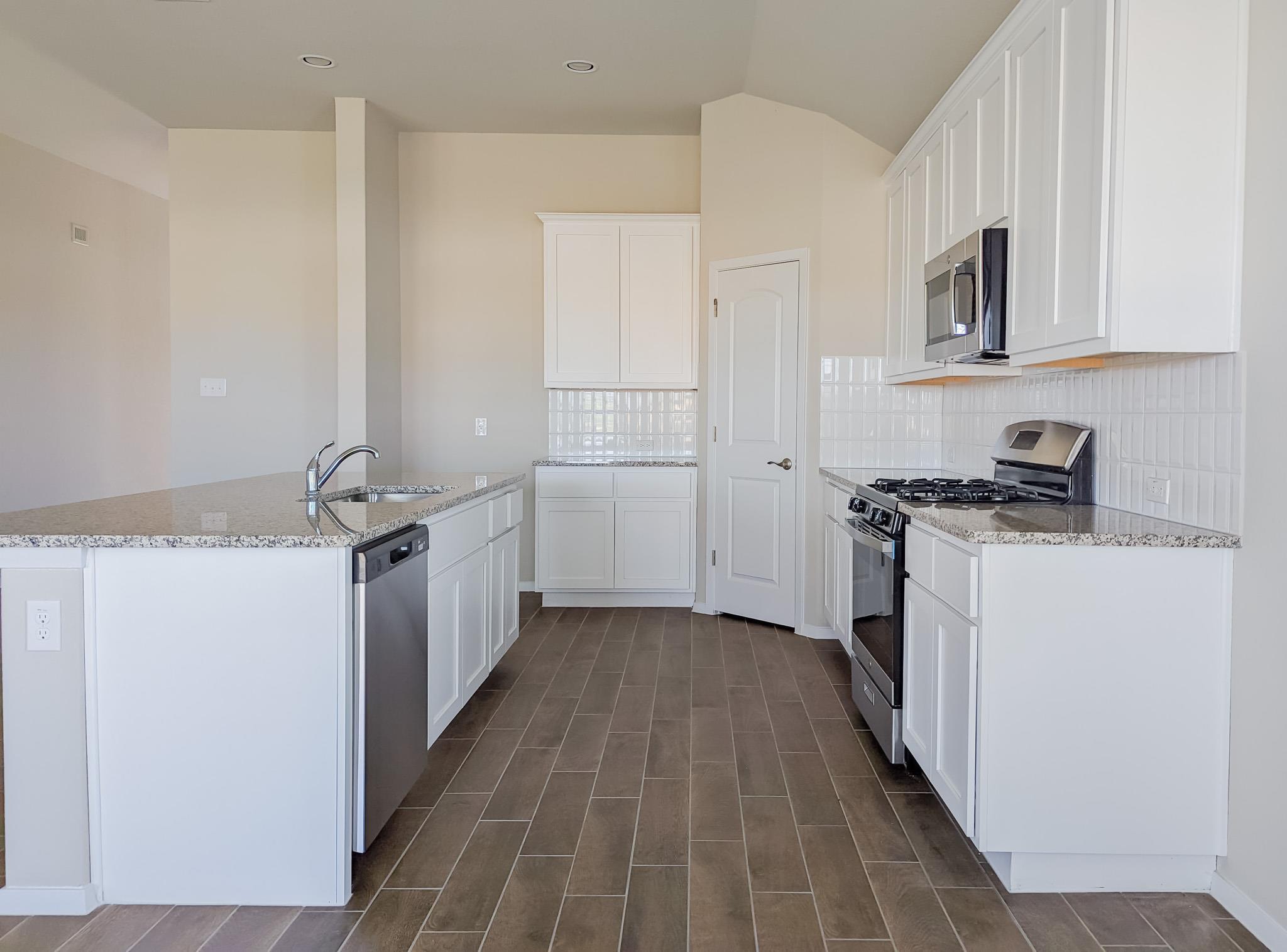 139 Spiny Lizard Ln, San Marcos, TX 78666