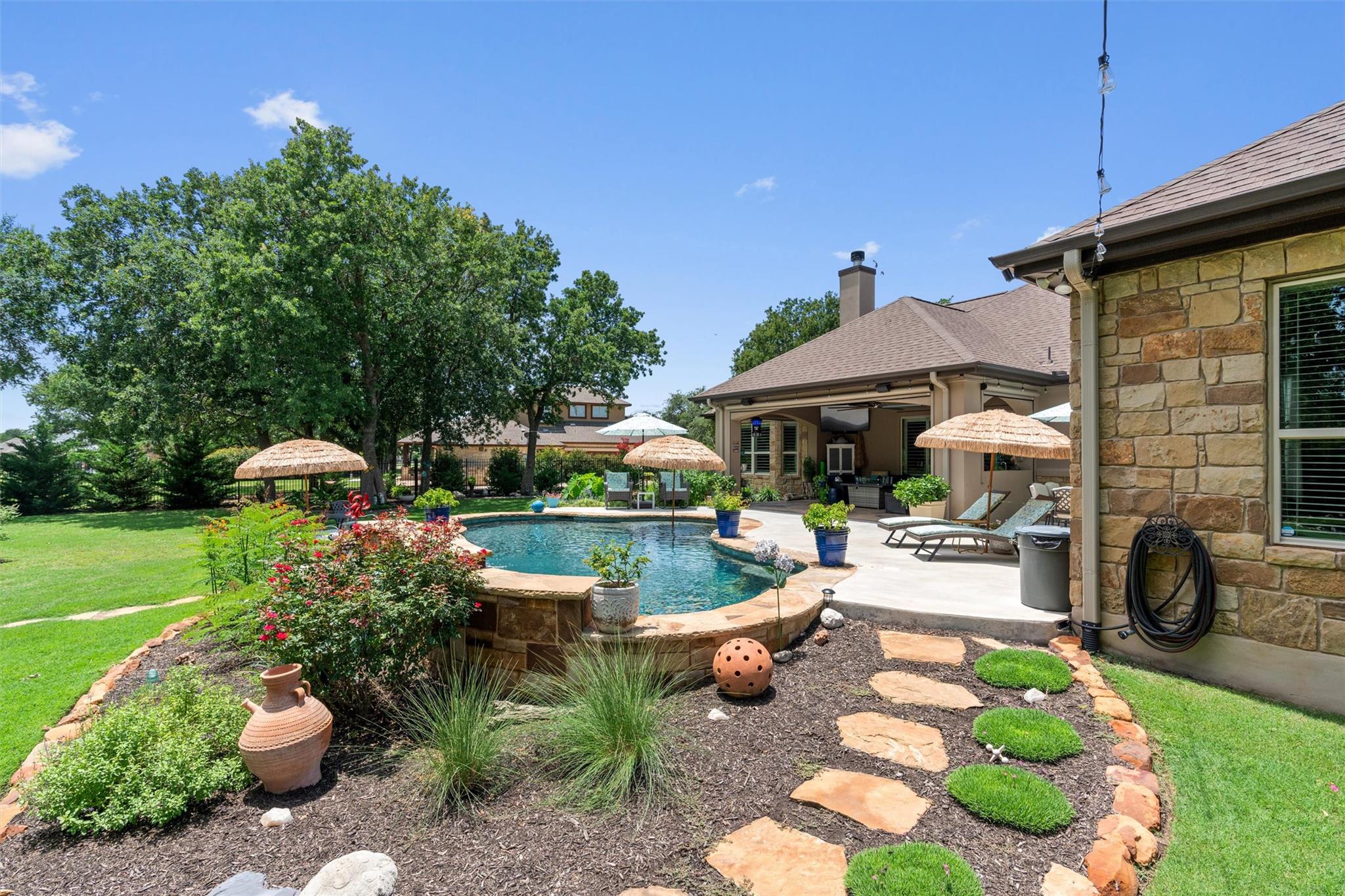 104 Adobe Cv, Georgetown, TX 78633