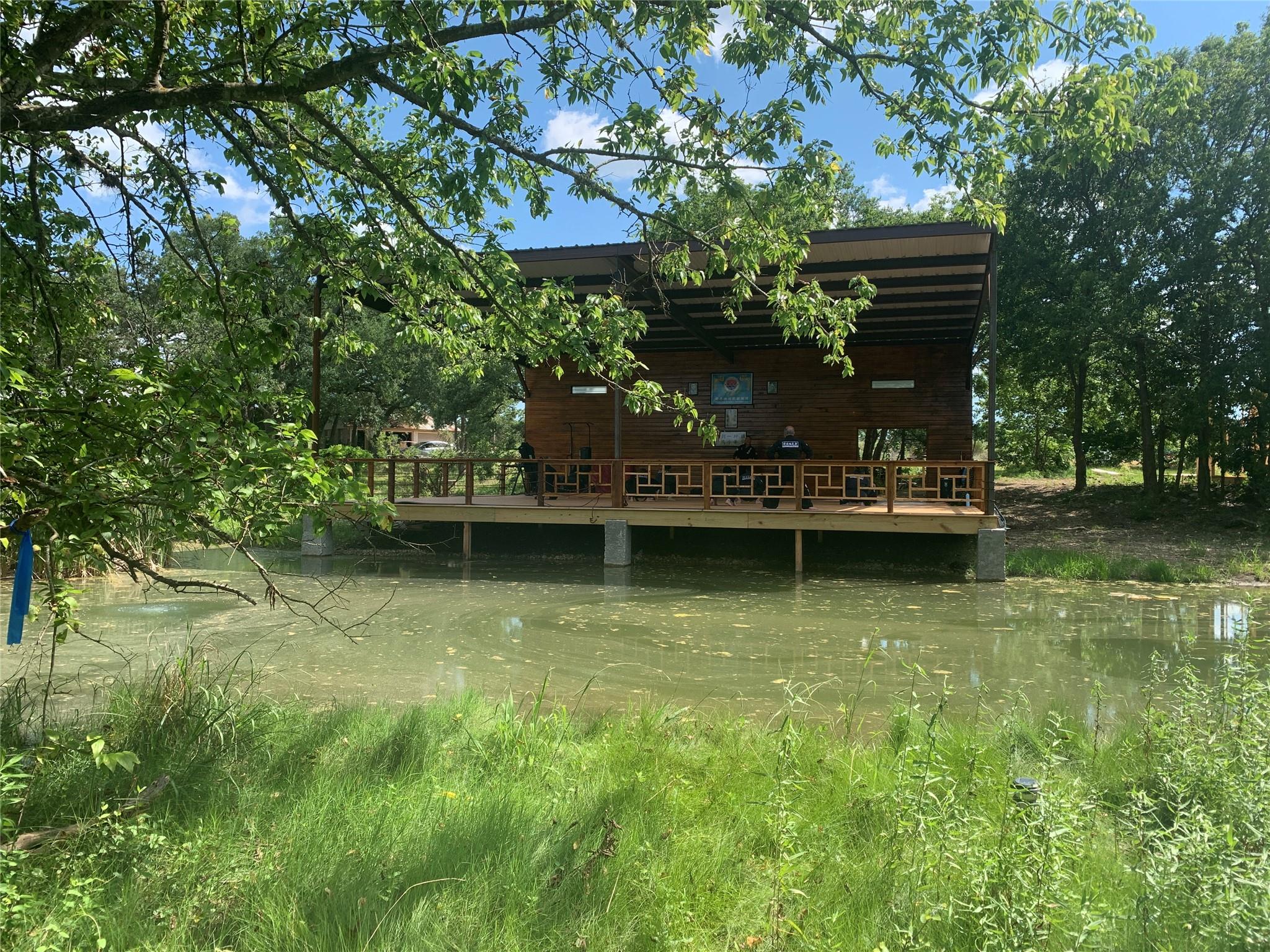 100 Mockingbird Hill Ln, Leander, TX 78641