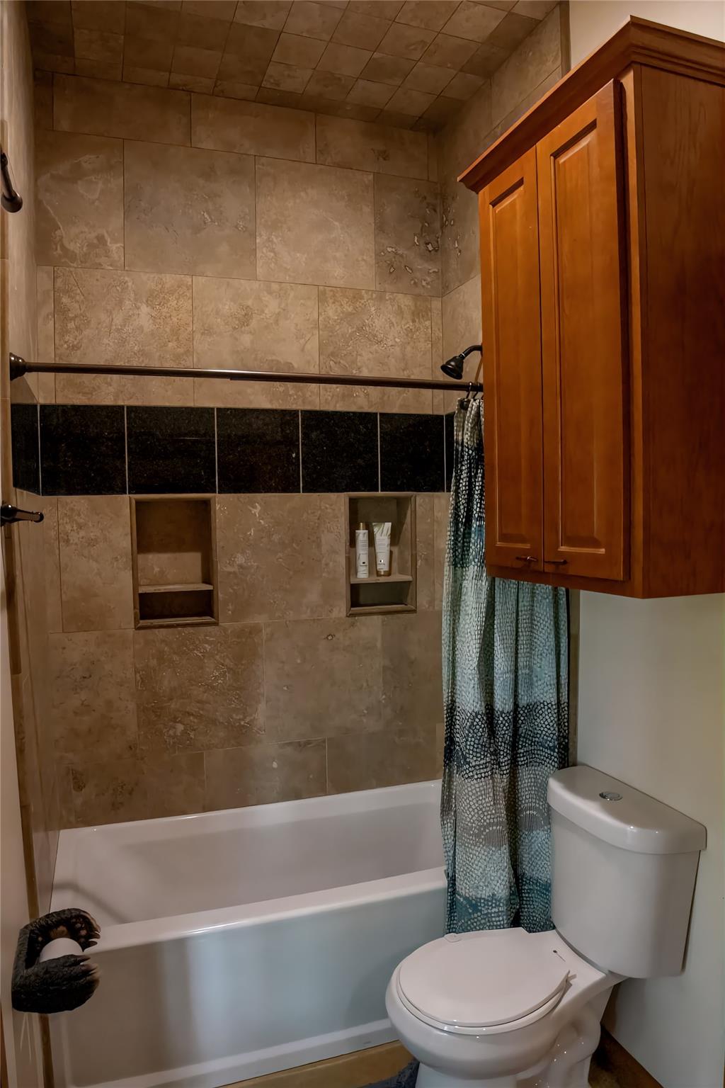 100 Mockingbird Hill Ln, Leander, TX 78641