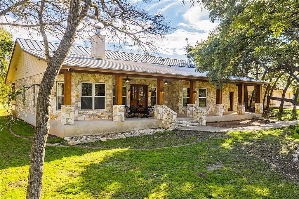 100 Mockingbird Hill Ln, Leander, TX 78641