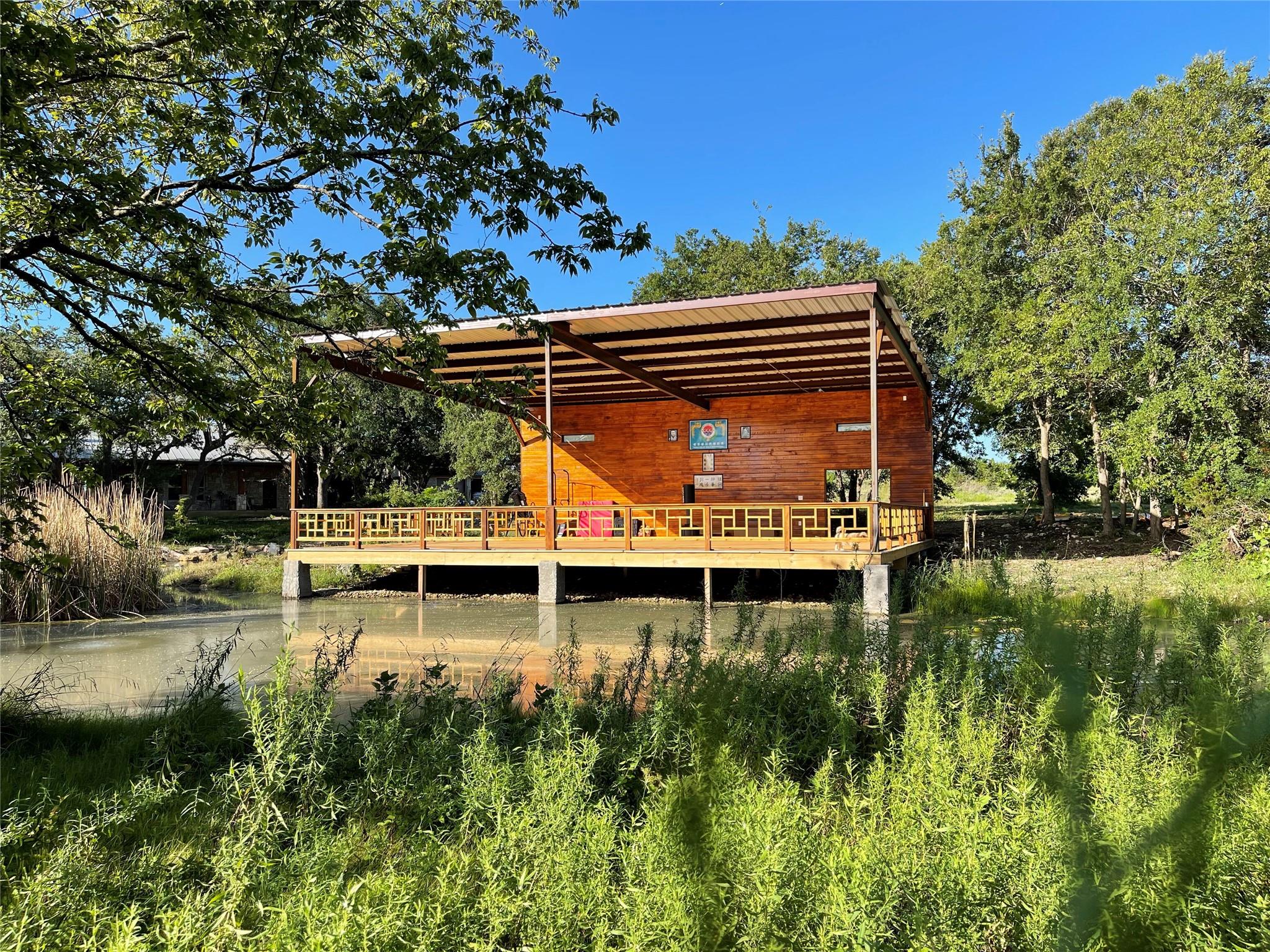 100 Mockingbird Hill Ln, Leander, TX 78641