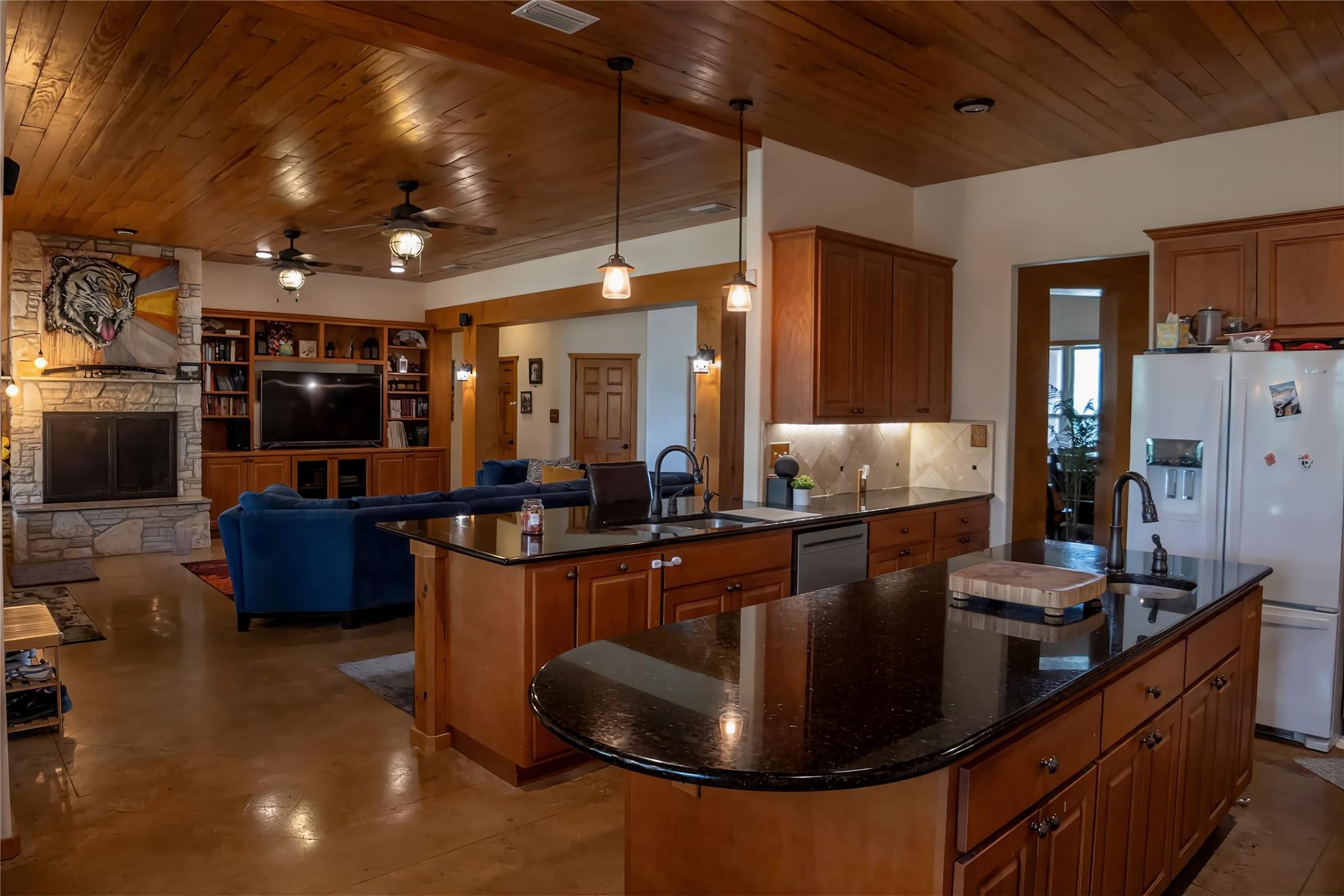 100 Mockingbird Hill Ln, Leander, TX 78641