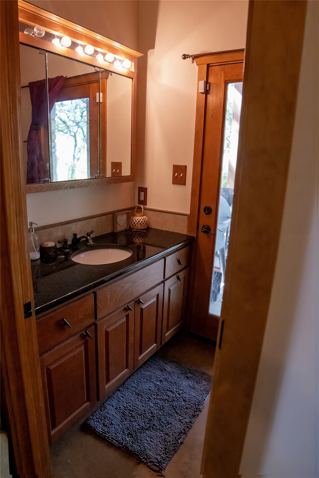 100 Mockingbird Hill Ln, Leander, TX 78641