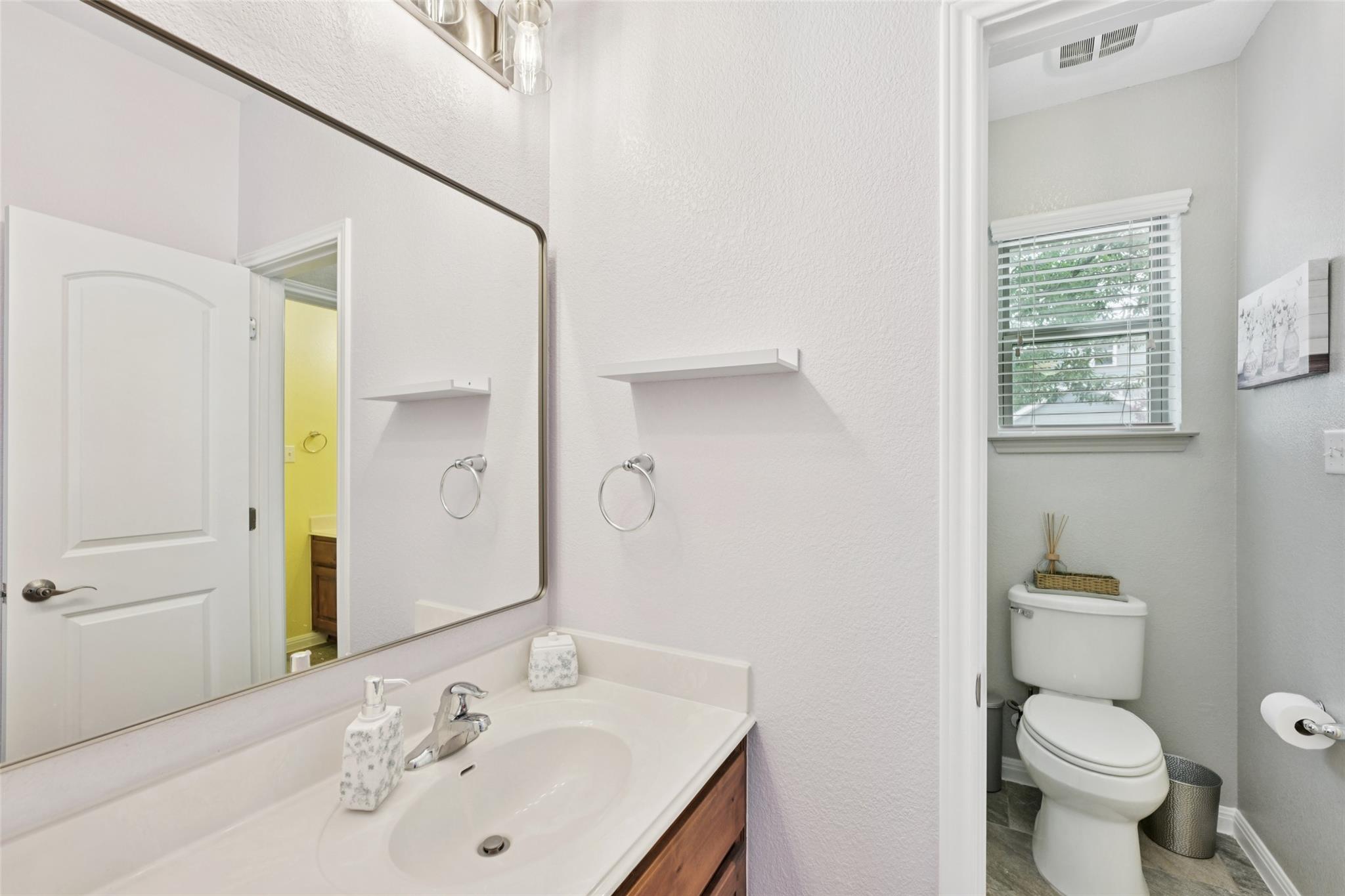 1206 Sanders, Kyle, TX 78640