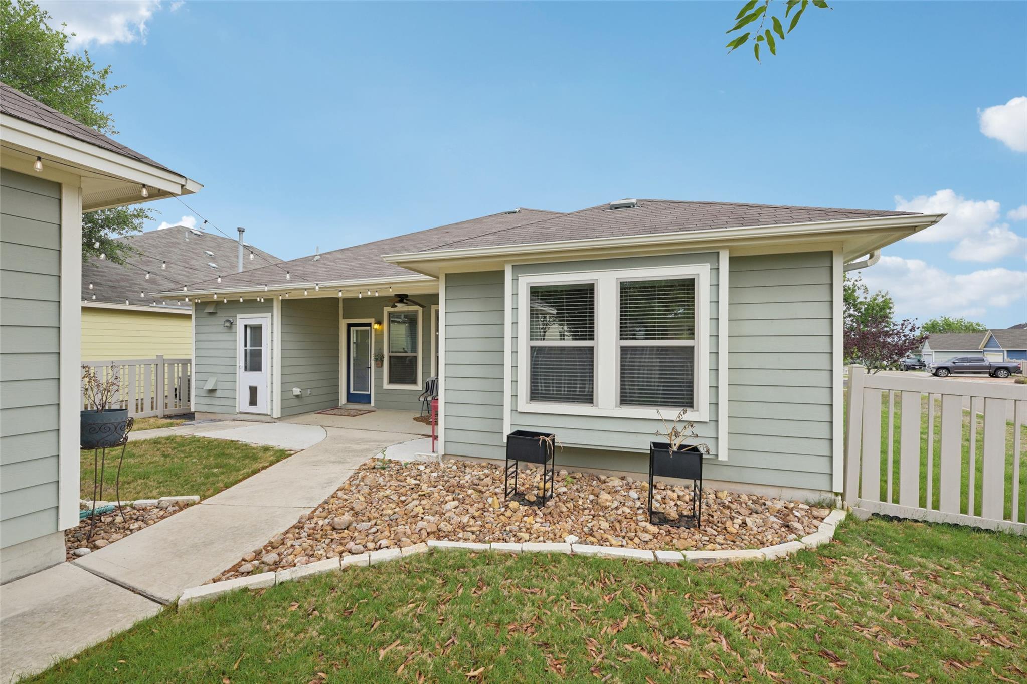 1206 Sanders, Kyle, TX 78640