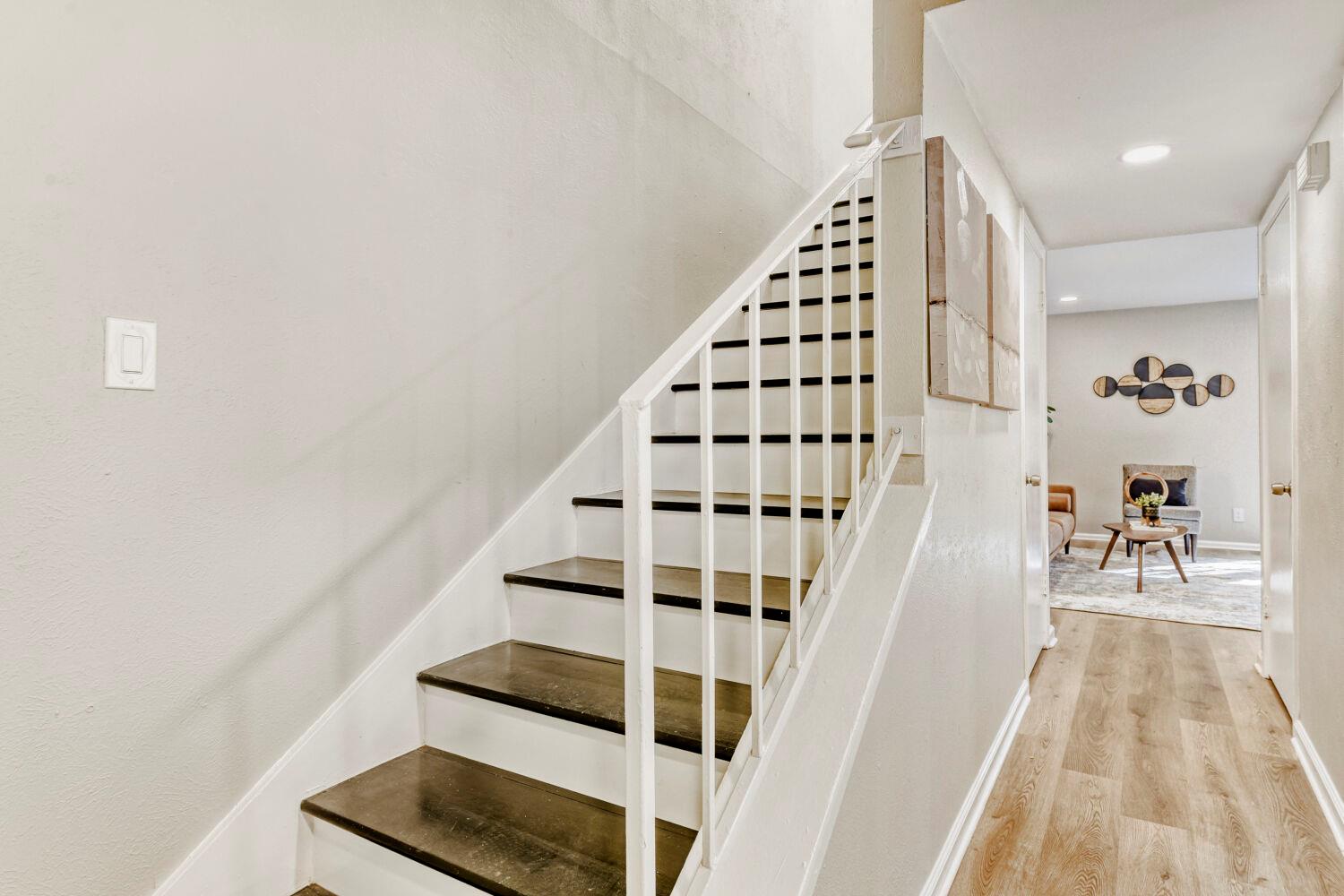 819 Sahara Ave, Austin, TX 78745