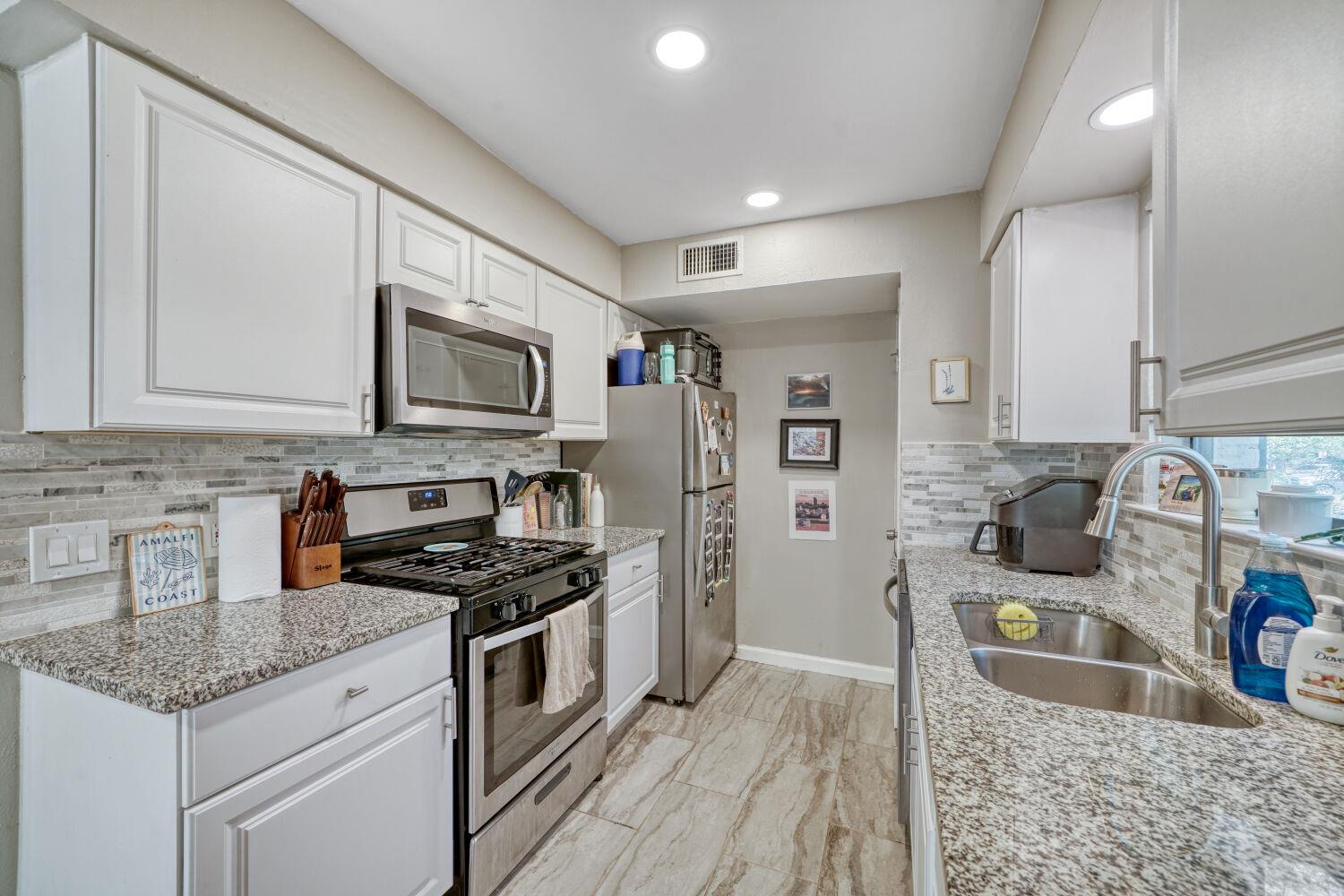 819 Sahara Ave, Austin, TX 78745