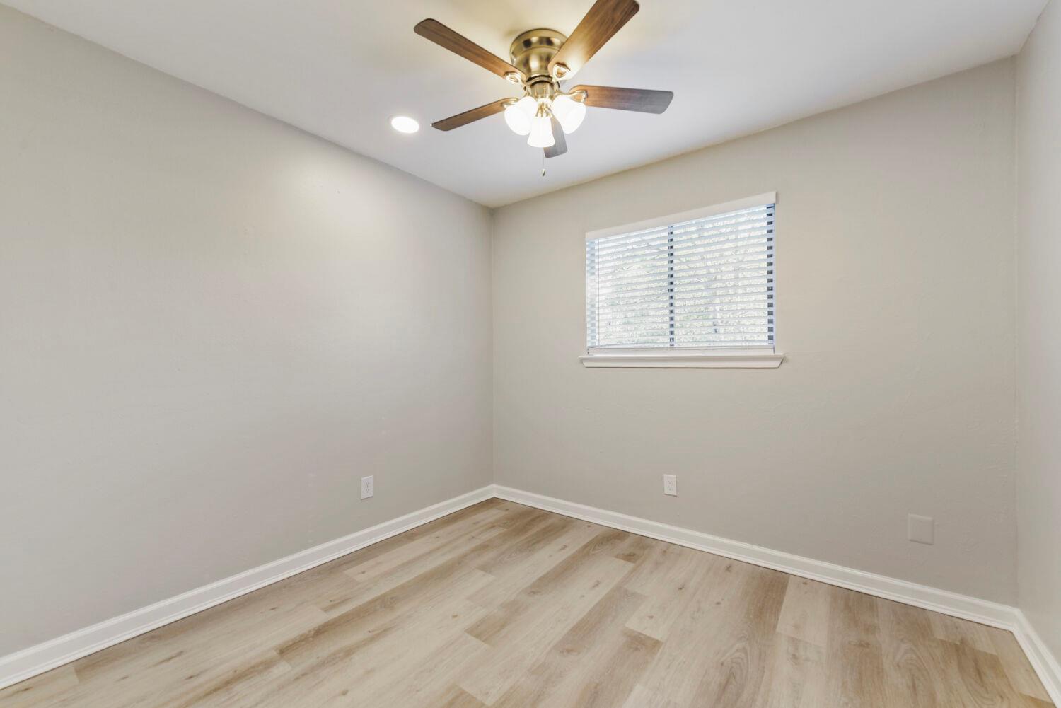 819 Sahara Ave, Austin, TX 78745