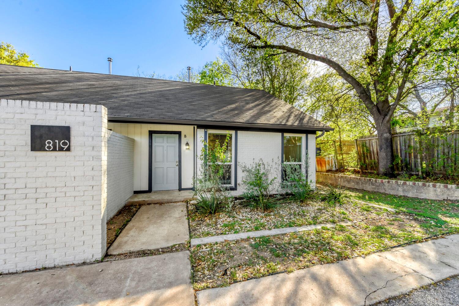 819 Sahara Ave, Austin, TX 78745