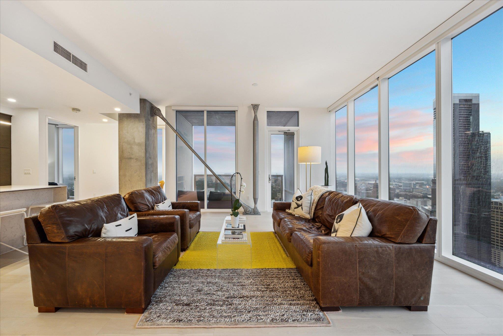 301 West Ave # 4703, Austin, TX 78701