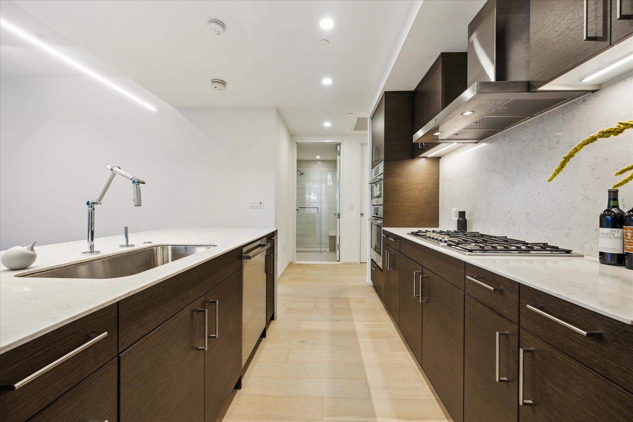 301 West Ave # 4703, Austin, TX 78701