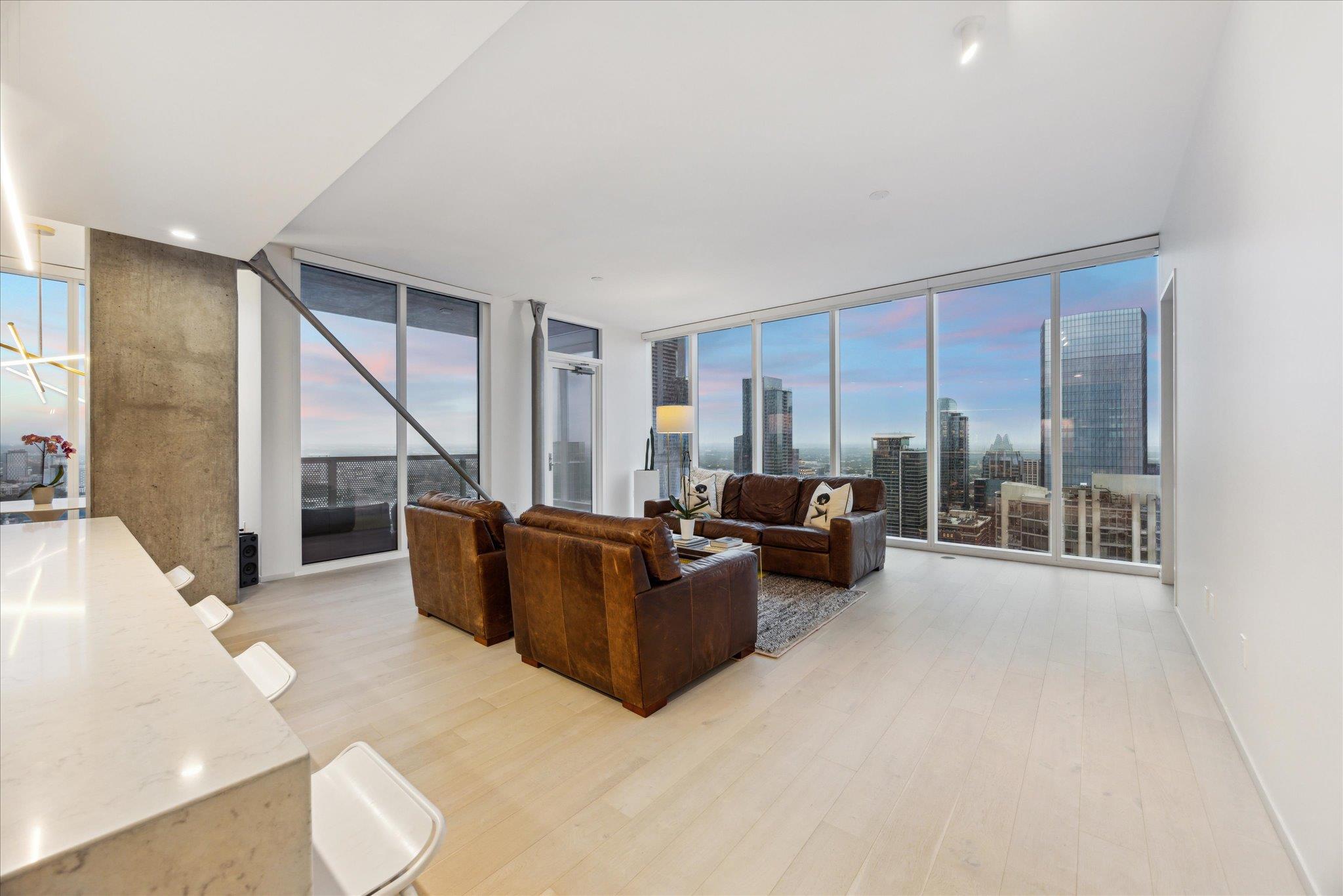 301 West Ave # 4703, Austin, TX 78701