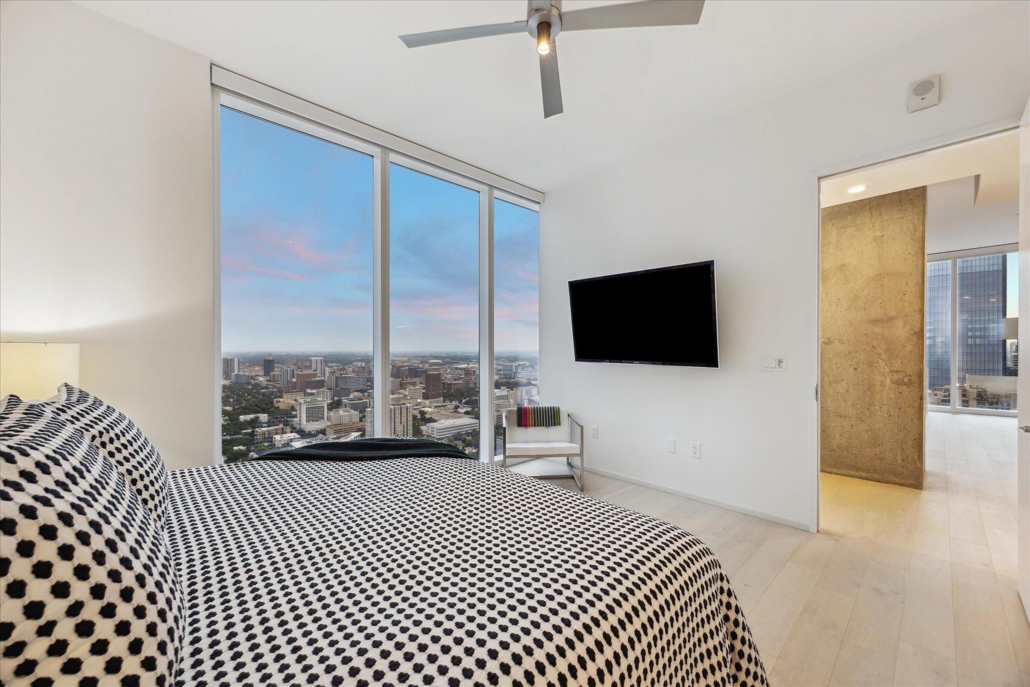 301 West Ave # 4703, Austin, TX 78701