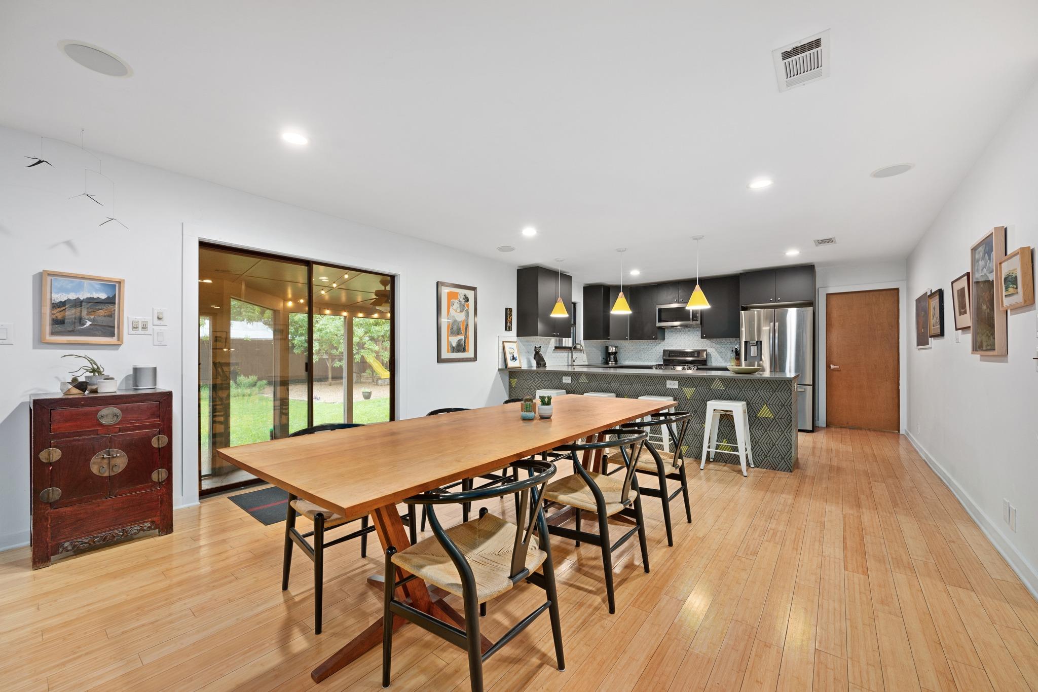 2111 Wright St, Austin, TX 78704