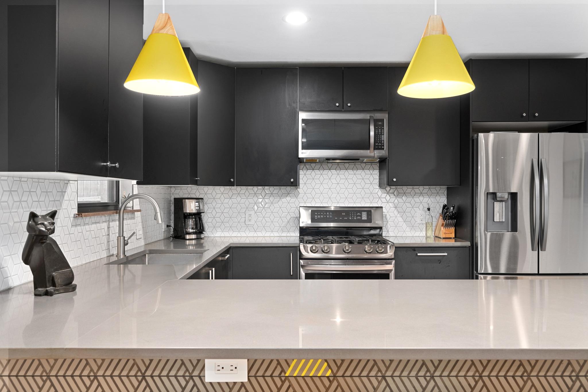 2111 Wright St, Austin, TX 78704