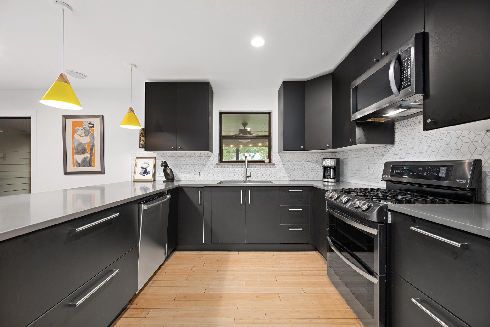 2111 Wright St, Austin, TX 78704