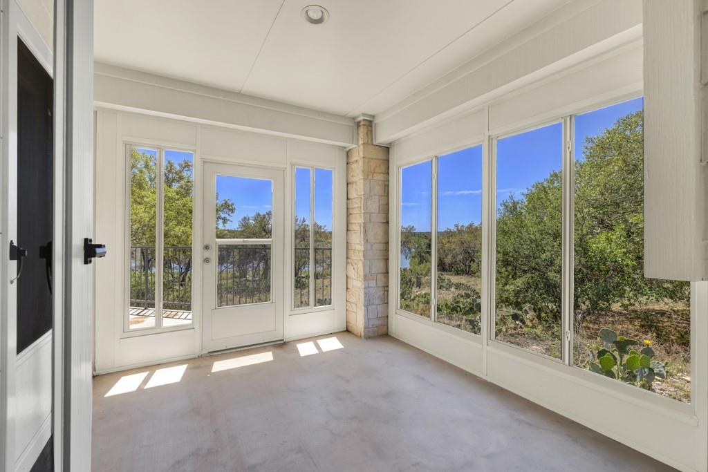 1000 BAMC Dr, Canyon Lake, TX 78133