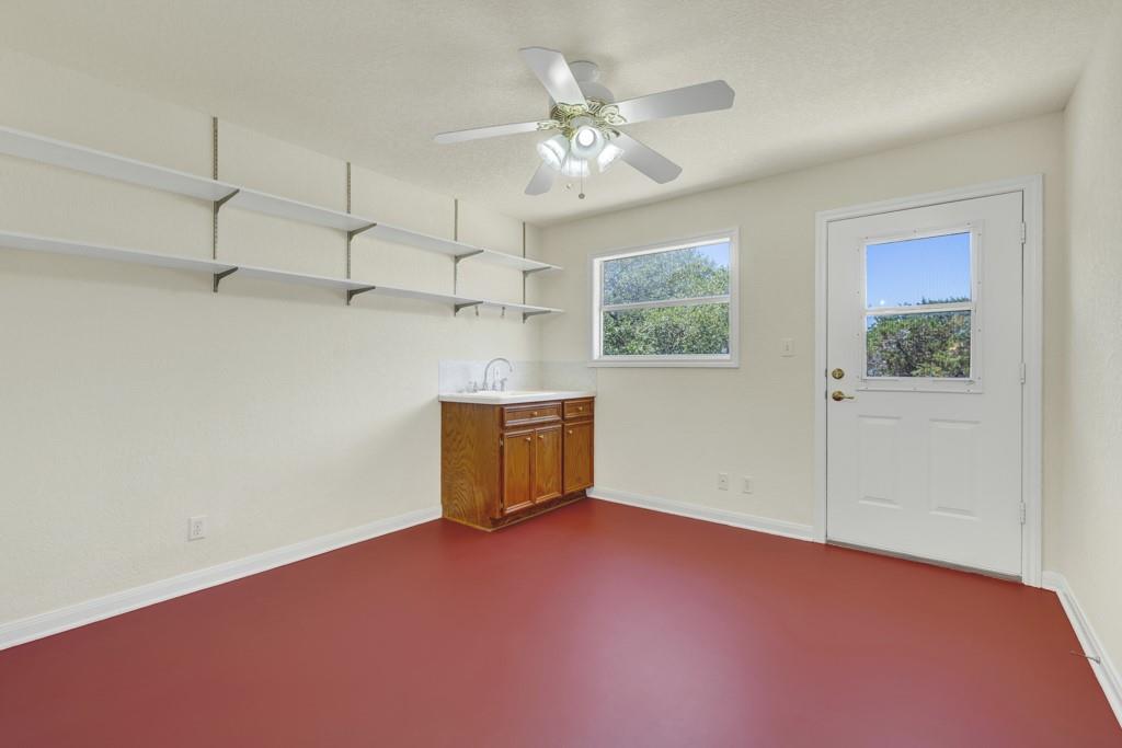 1000 BAMC Dr, Canyon Lake, TX 78133