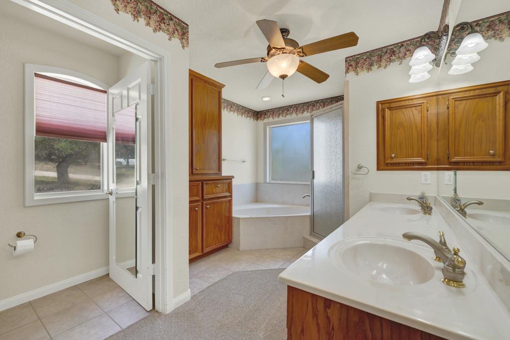 1000 BAMC Dr, Canyon Lake, TX 78133