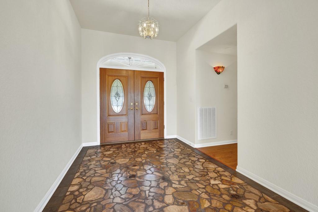 1000 BAMC Dr, Canyon Lake, TX 78133